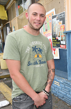 Alex Ryan